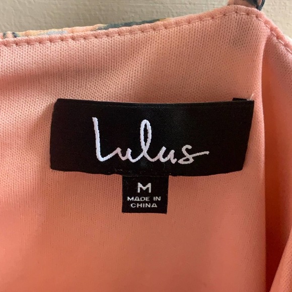 🆕 Lulu’s Peach Floral Print Pleated Midi Dress - Picture 9 of 10